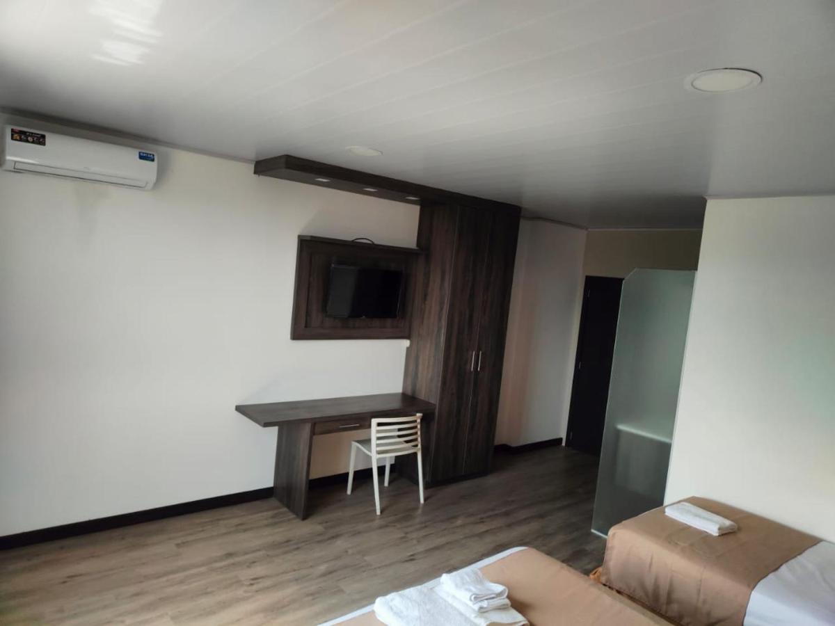 Hotel Punta Azul เปเดอร์นาเลส ภายนอก รูปภาพ