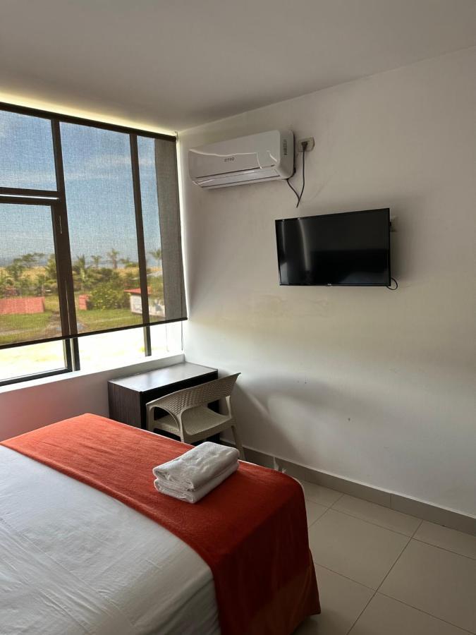 Hotel Punta Azul เปเดอร์นาเลส ภายนอก รูปภาพ