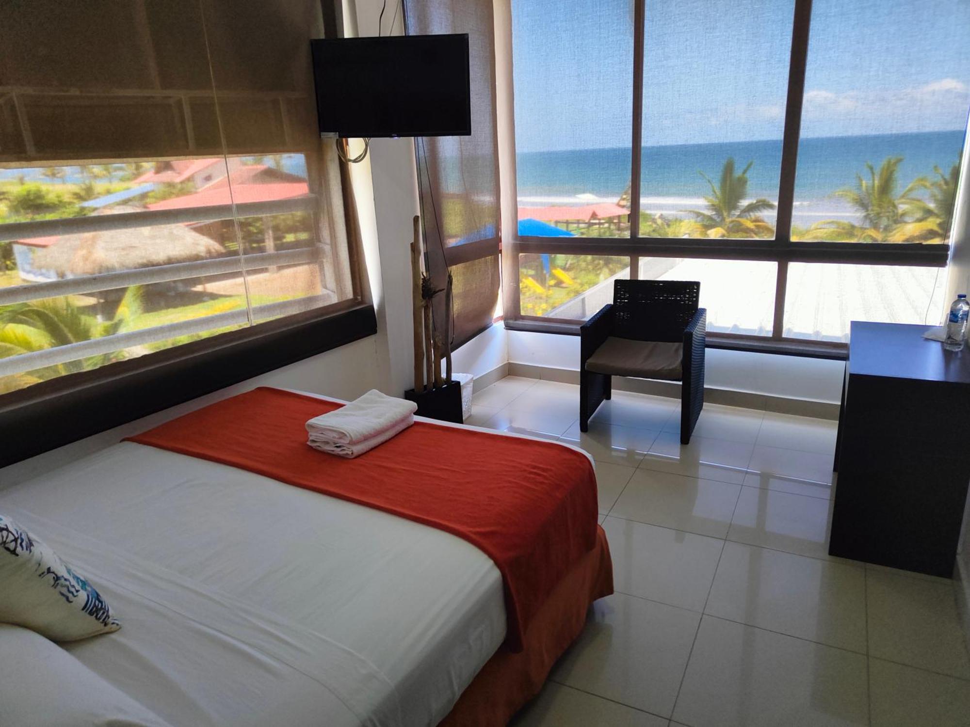 Hotel Punta Azul เปเดอร์นาเลส ห้อง รูปภาพ